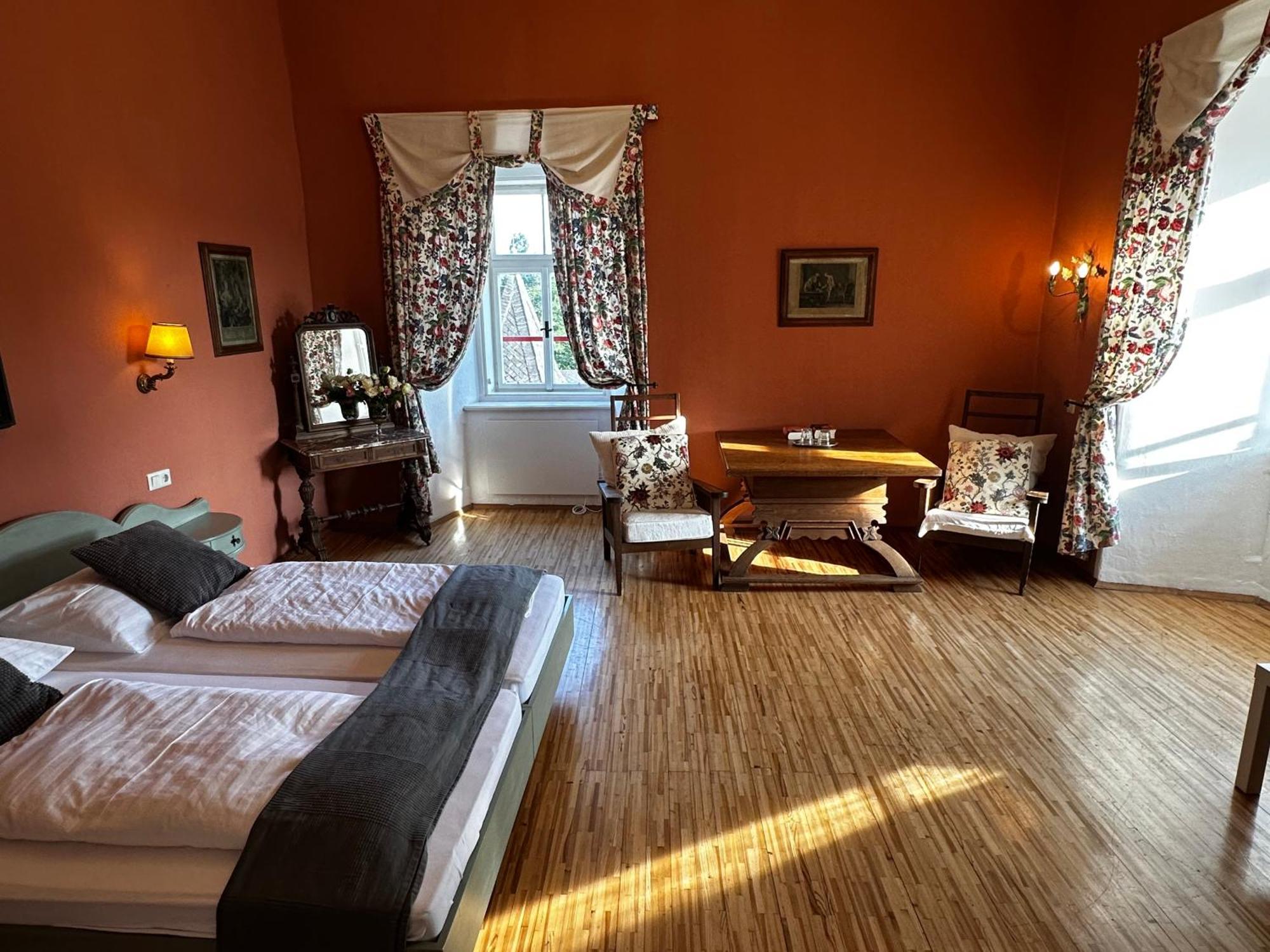 Schloss Moosburg Gaestehaus 외부 사진